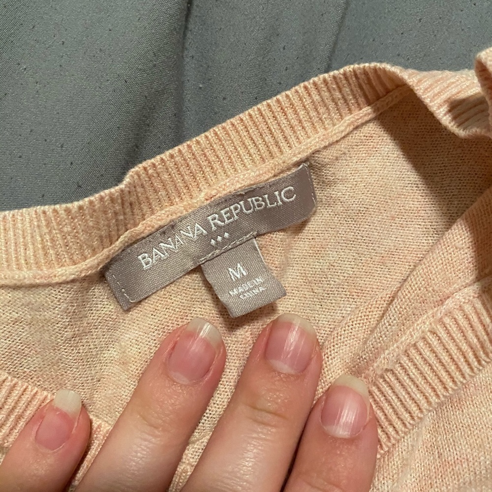 Banana Republic light pink sweater